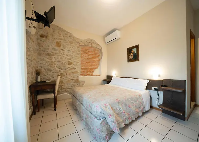 Bellavista & Osteria Hotel